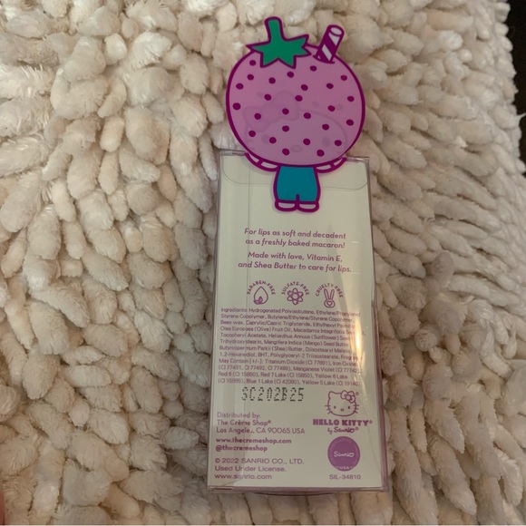 The crème shop hello kitty strawberry rose latte macaron lip balm - Picture 6 of 8